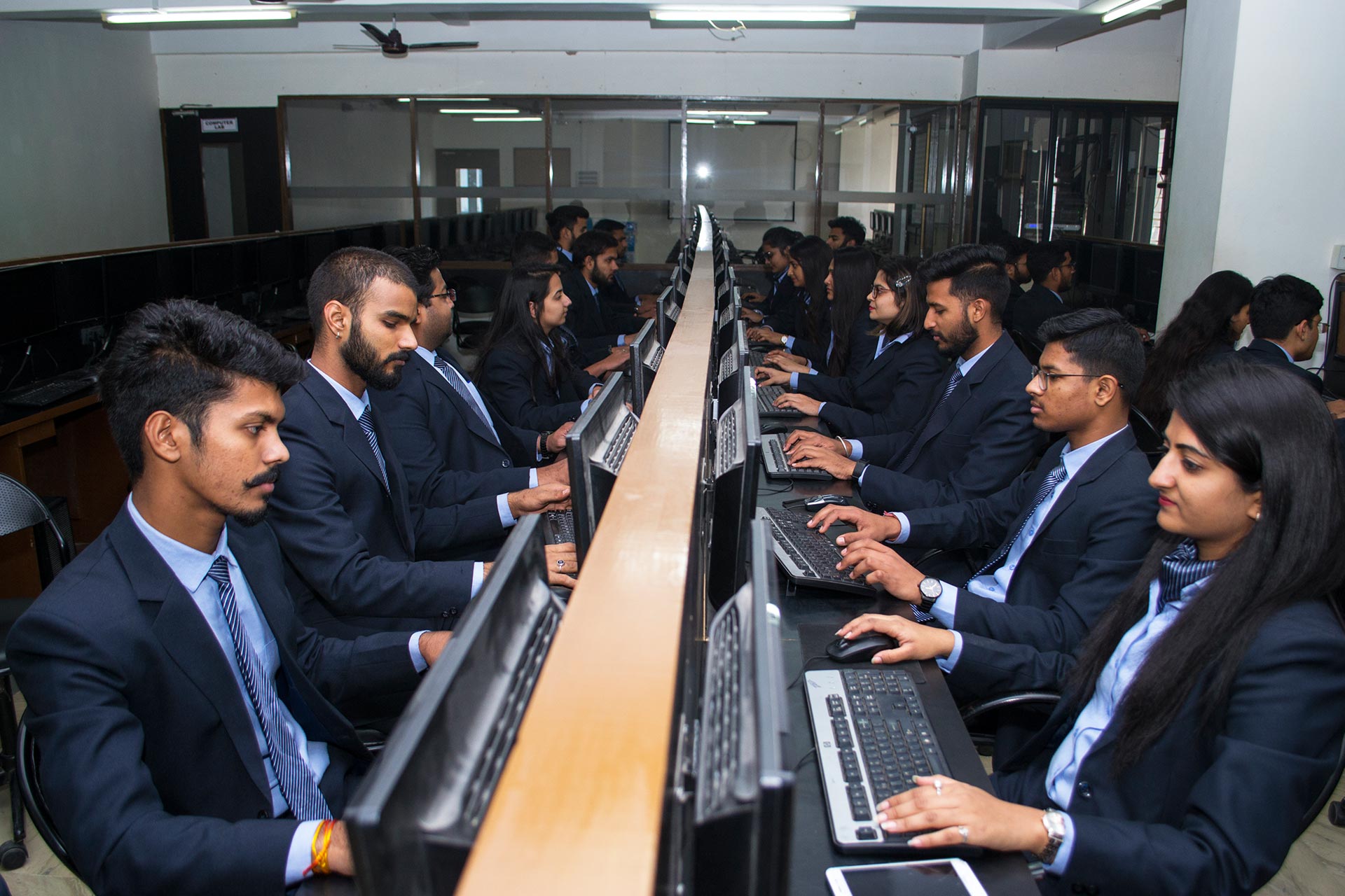 St. Kabir Institute of Professional Studies - [SKIPS] - labs