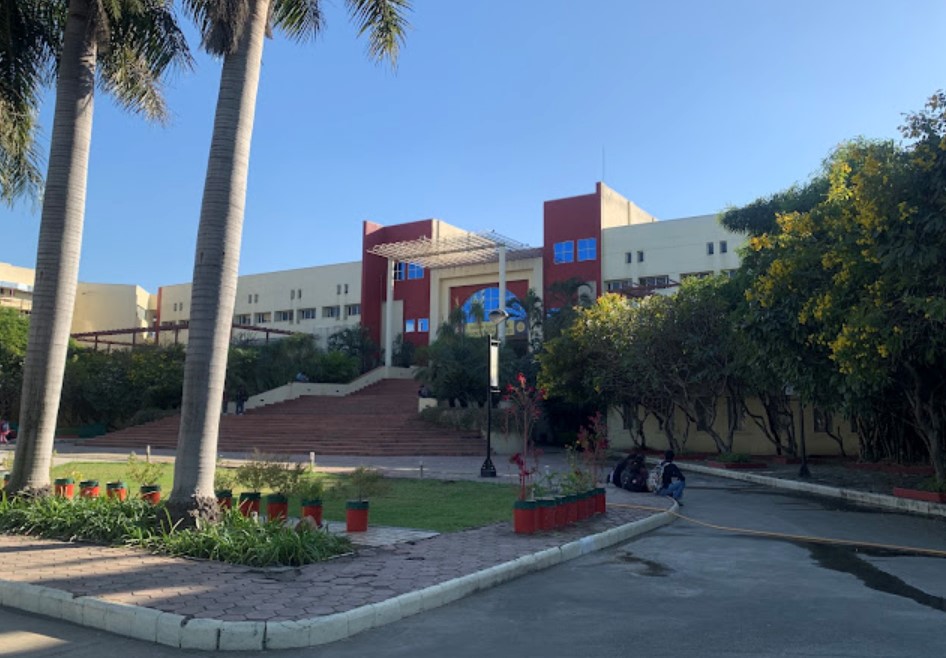 Indore Institute of Science and Technology - [IIST] - campus