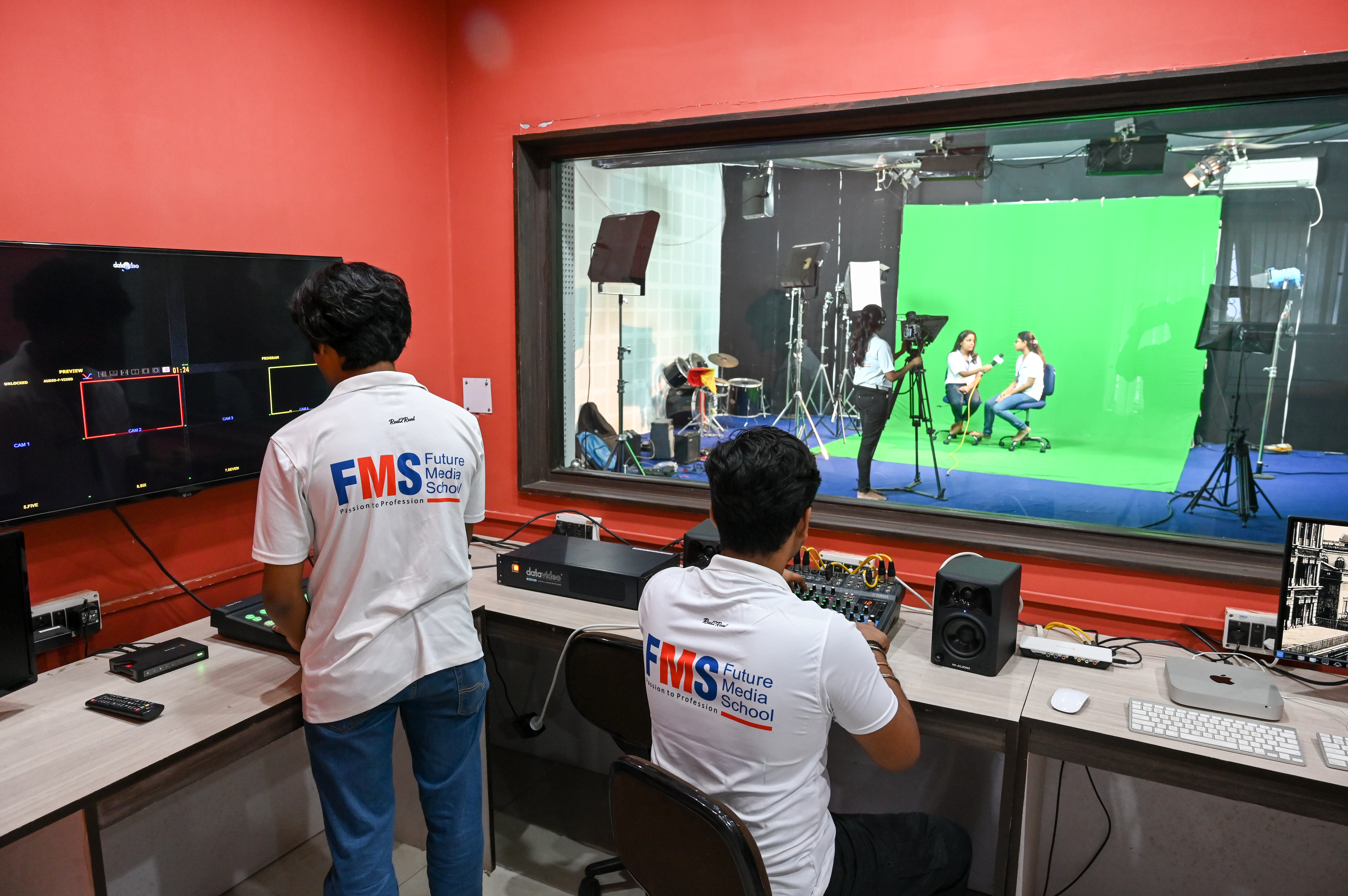 Future Institute of Engineering and Management - [FIEM] - labs