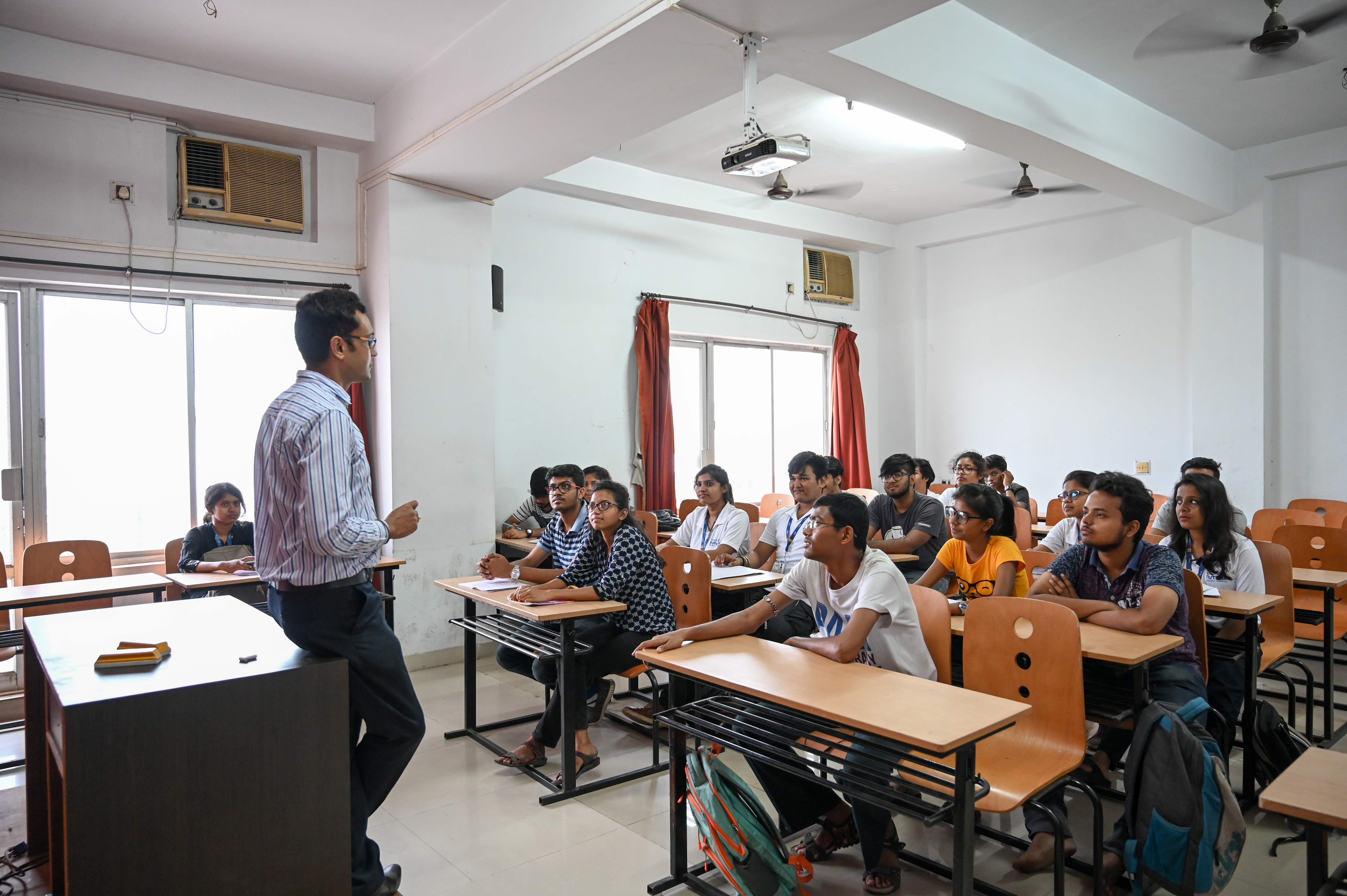 Future Institute of Engineering and Management - [FIEM] - classroom
