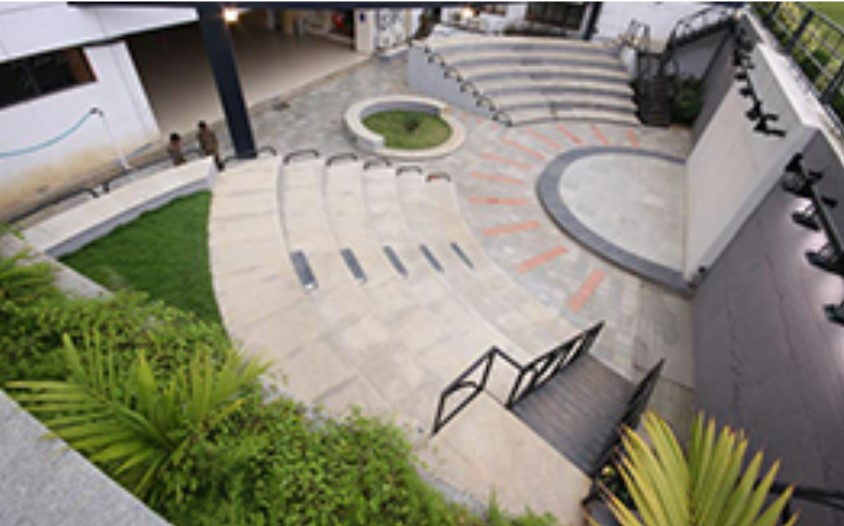 Symbiosis Centre for Management Studies - [SCMS] - campus
