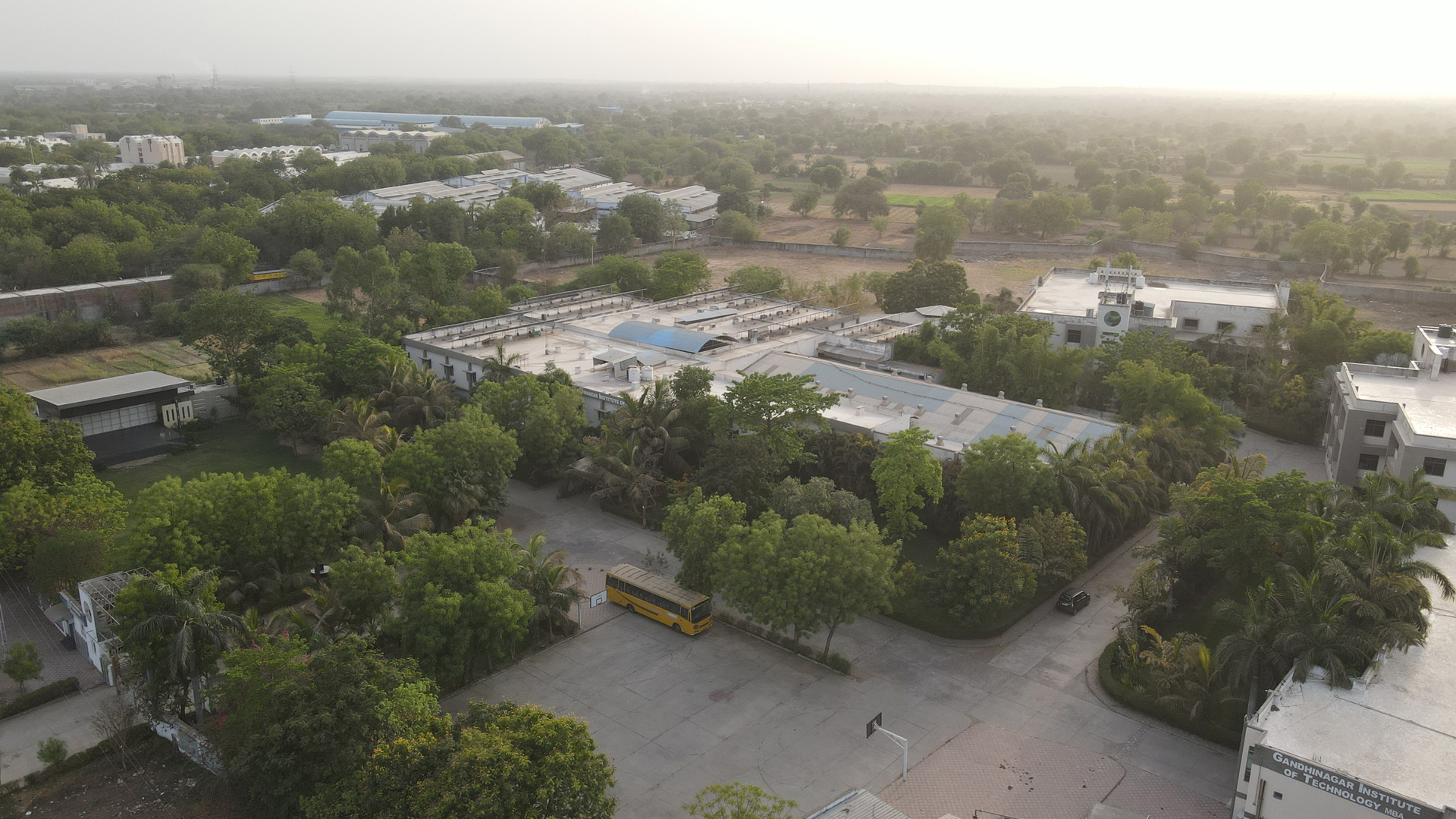 Gandhinagar Institute of Technology - [GIT] - campus