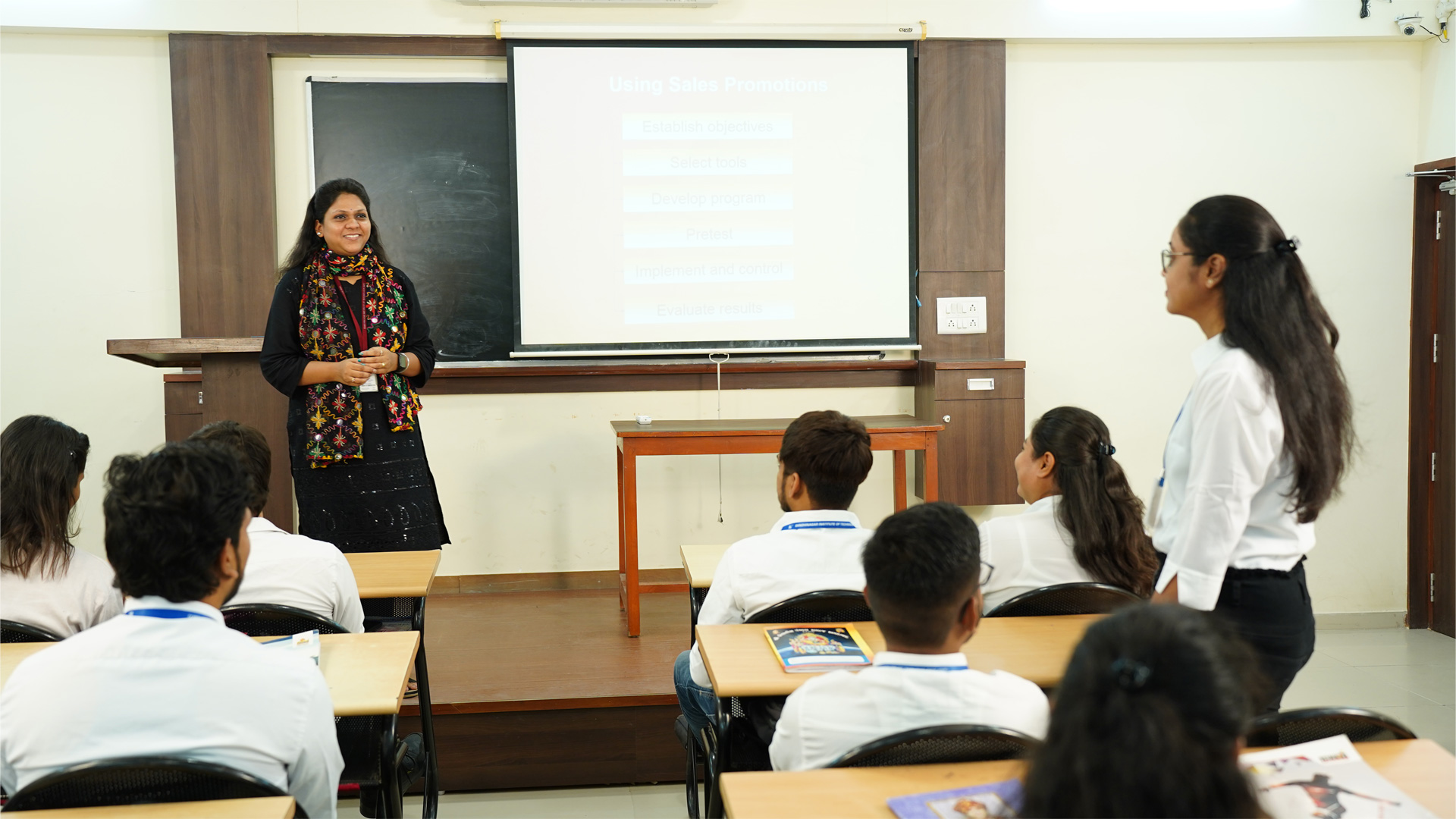 Gandhinagar Institute of Technology - [GIT] - classroom