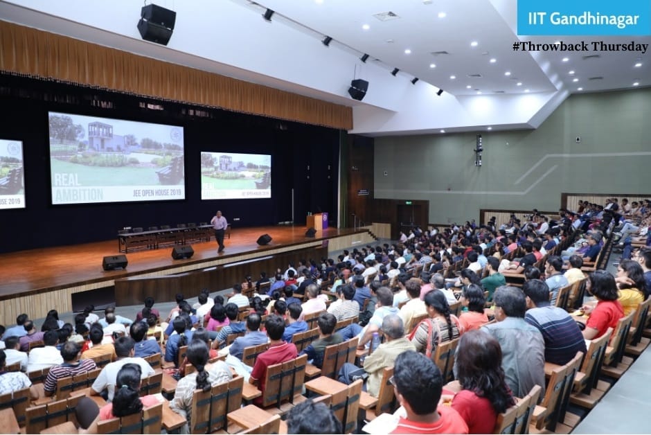 IIT Gandhinagar (IIT-GN) - auditorium