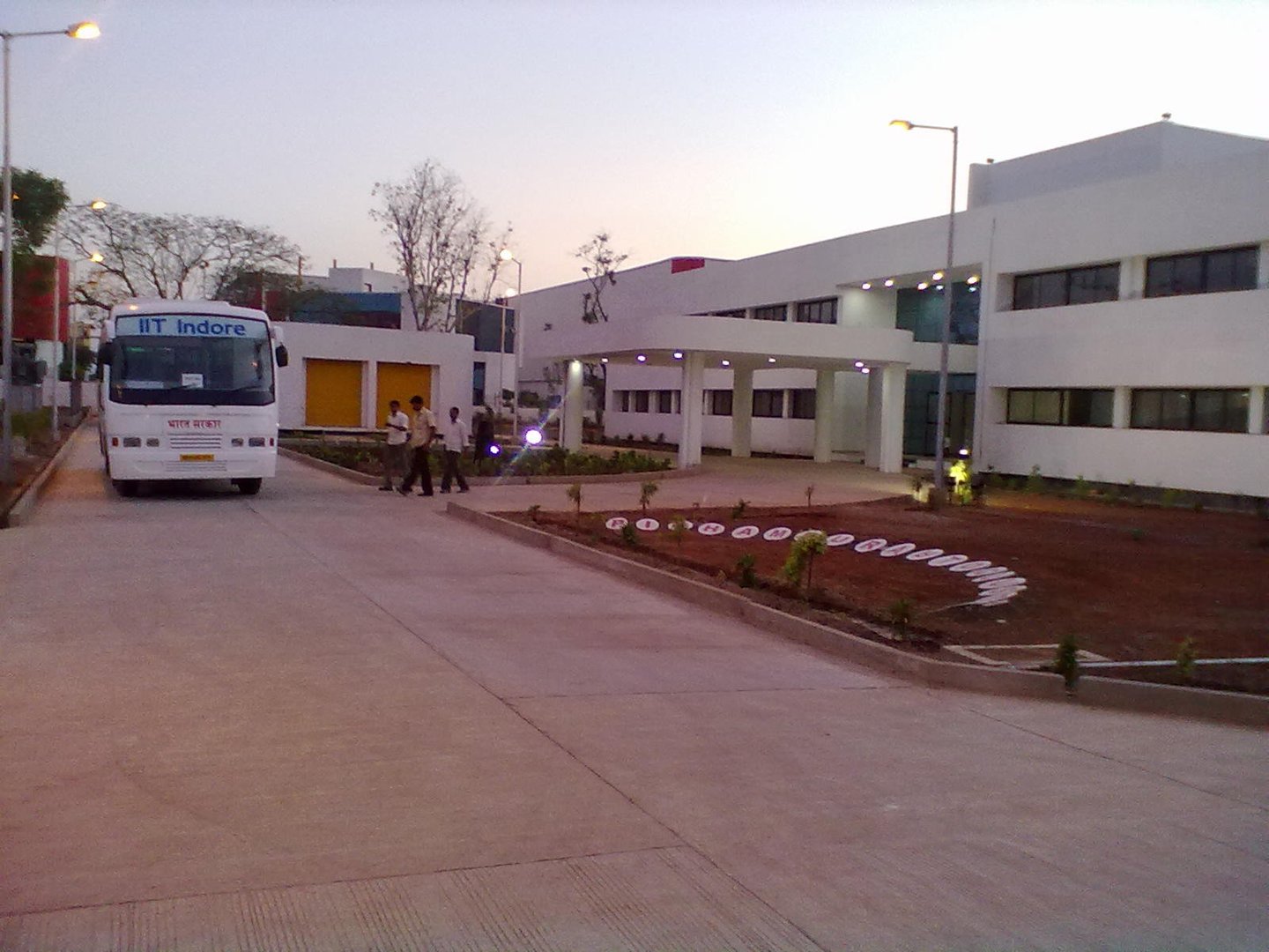 IIT Indore (IITI) - transport