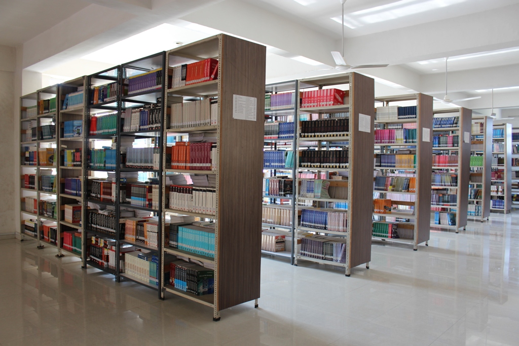 ITM (SLS) Baroda University - library