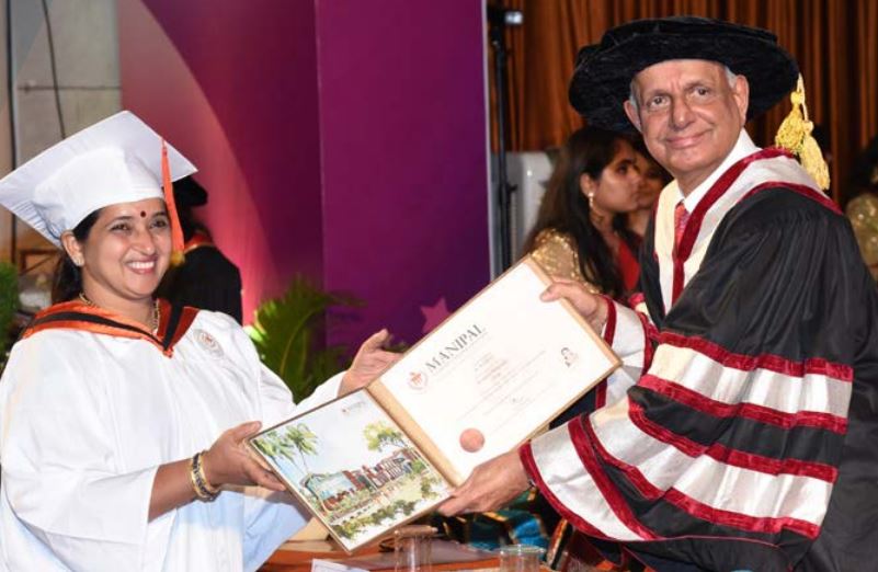 Manipal College of Dental Sciences - convocation