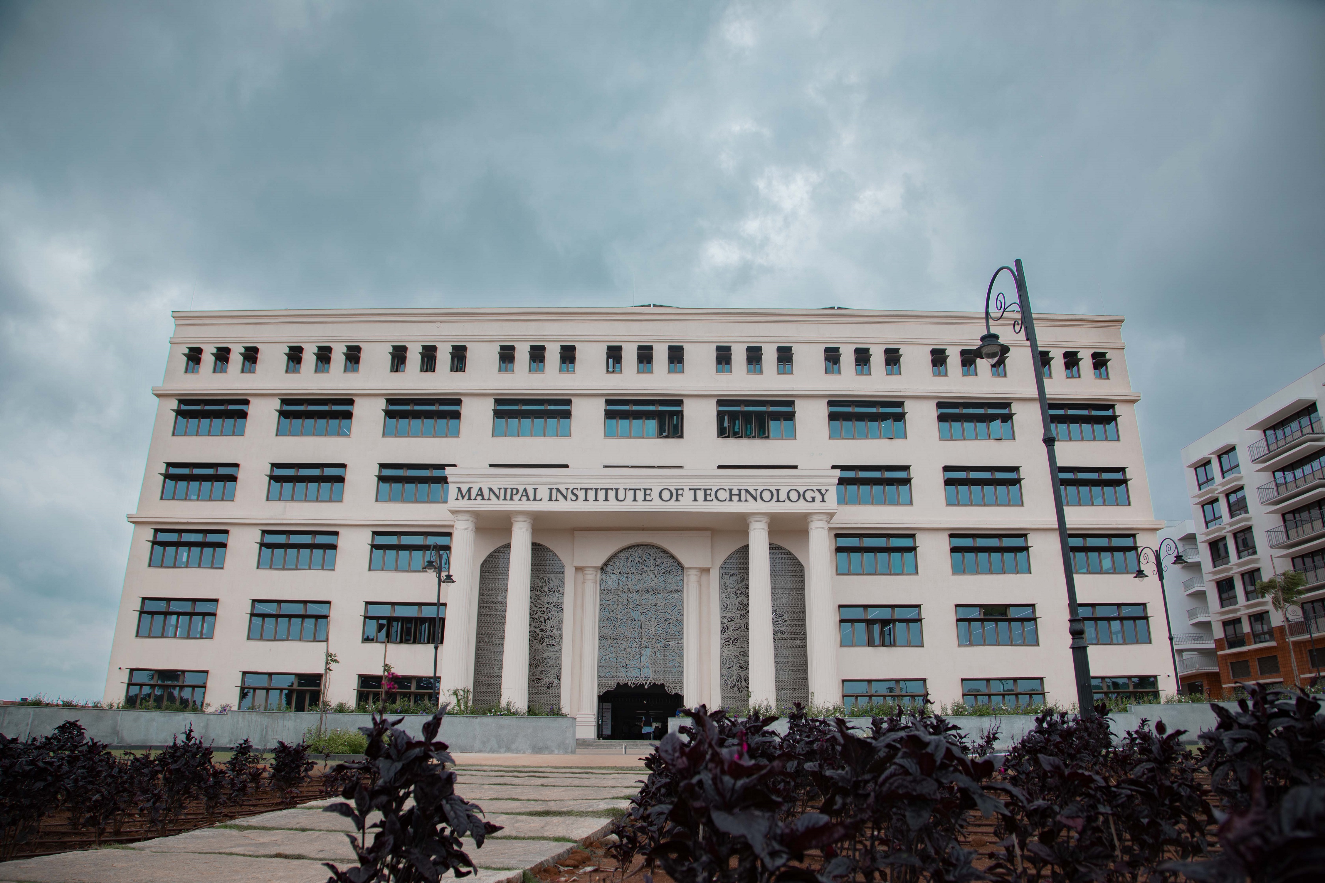 Manipal Institute of Technology, Bengaluru, Manipal Academy of Higher Education - campus