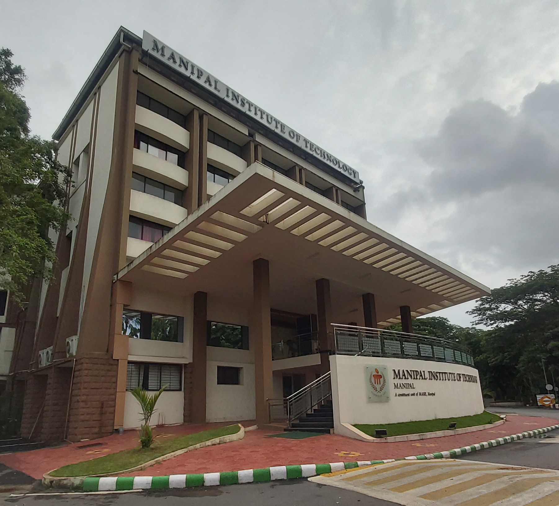 MIT Manipal - main