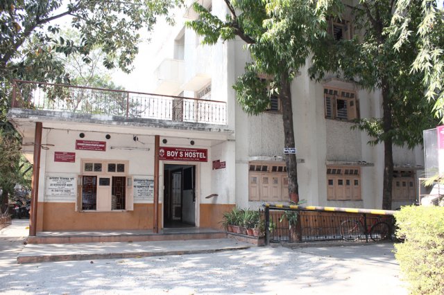 Marathwada Mitra Mandal's College of Commerce (MMCC) - hostel
