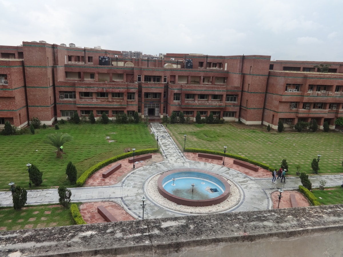 Netaji Subhas University of Technology - campus