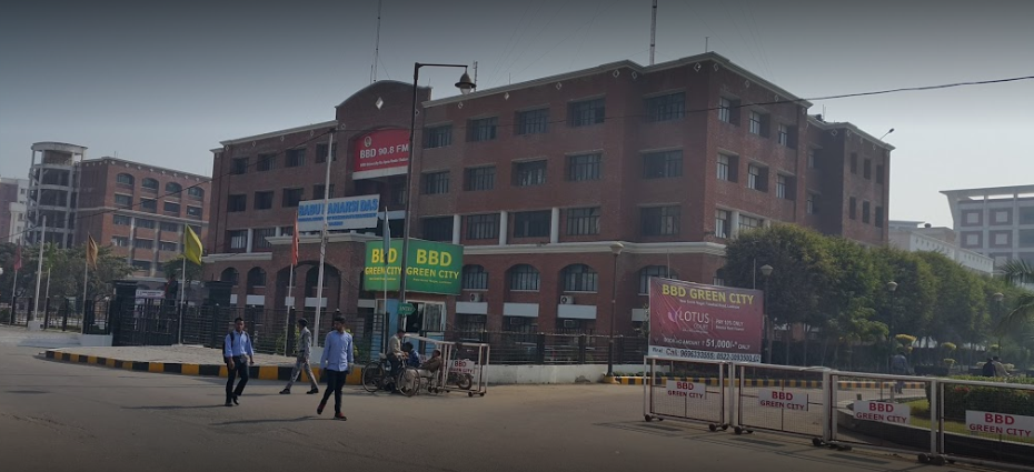 Babu Banarasi Das National Institute of Technology and Management - campus
