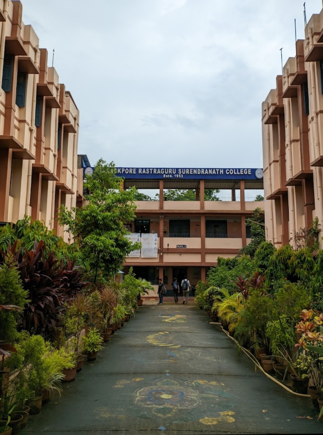 Barrackpore Rastraguru Surendranath College - main