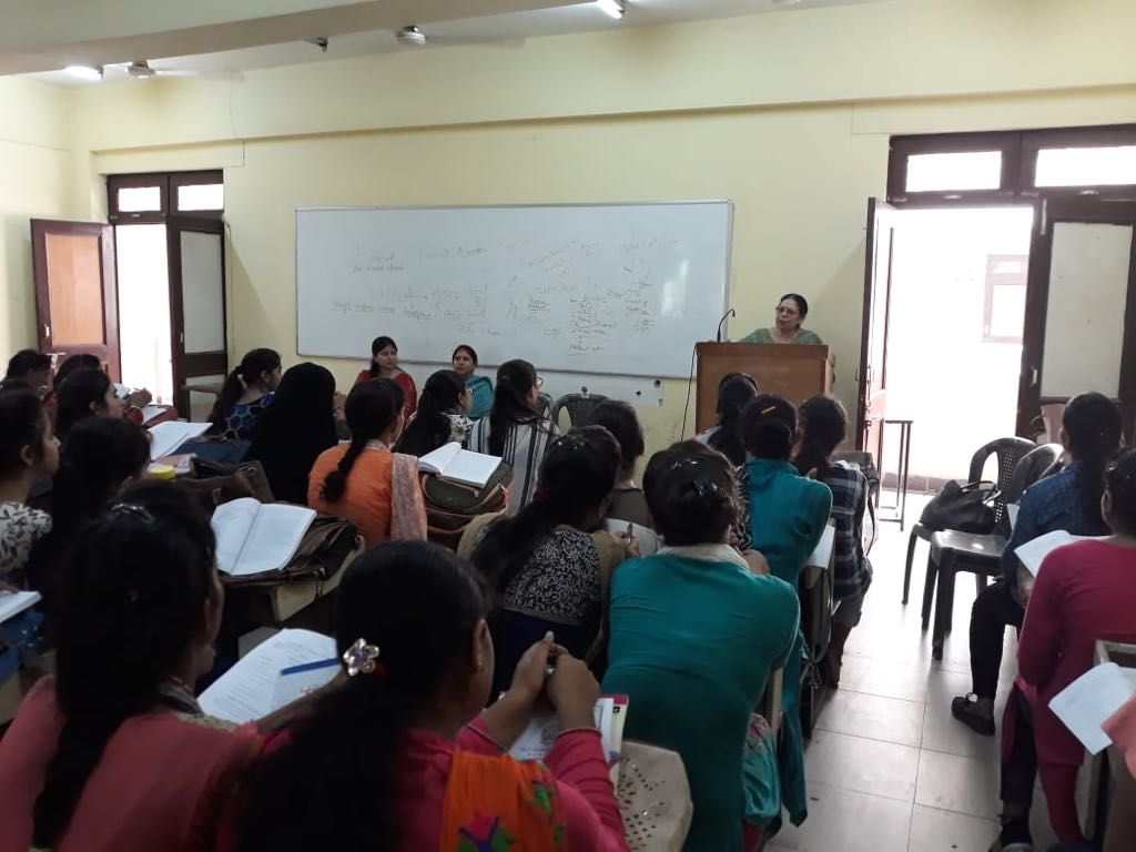 Directorate of Distance Education, University of Jammu - classroom
