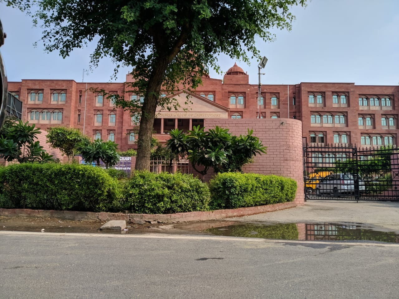 Dronacharya Group of Institutions - entrance