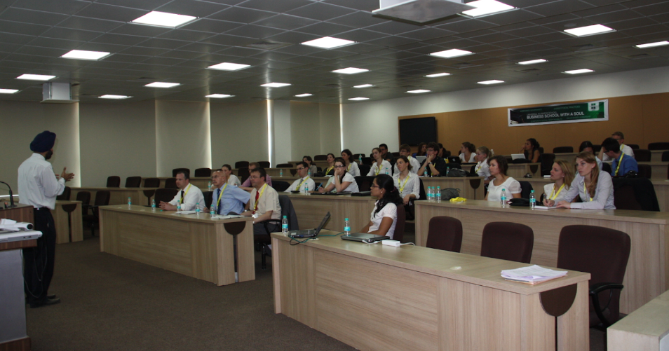 UBS - Universal Business School- Executive Education - lecture