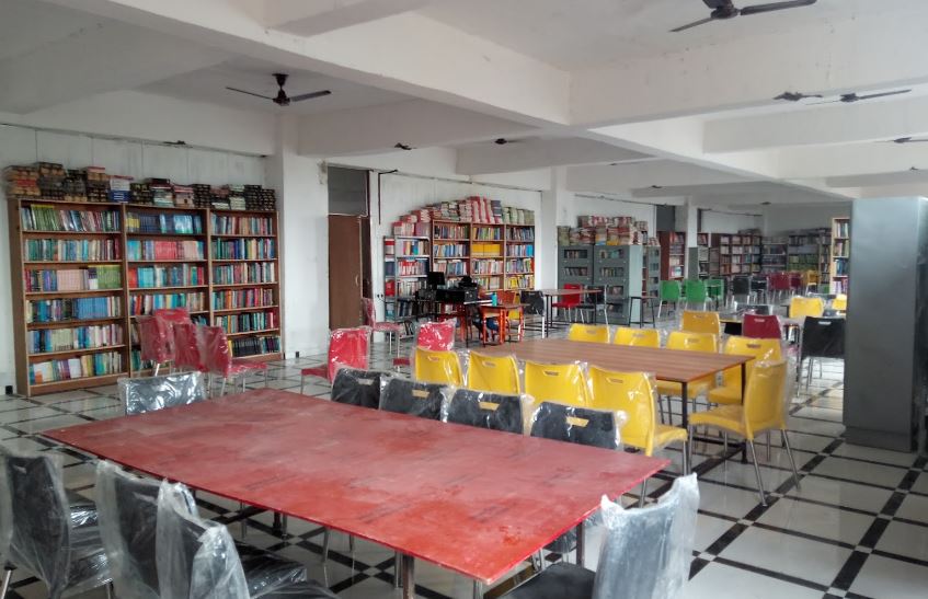 Chhatrapati Shivaji Maharaj University - library