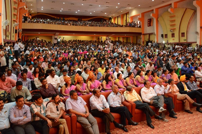 Devi Ahilya Vishwavidyalaya - auditorium