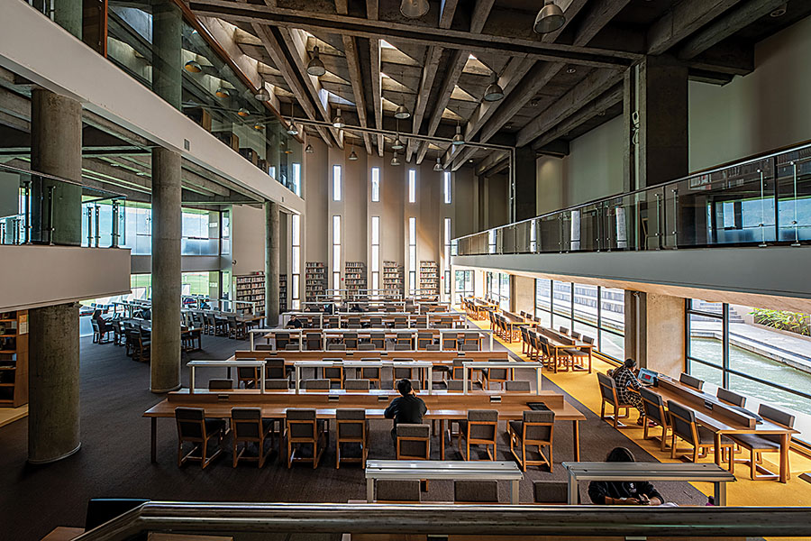 FLAME University - library