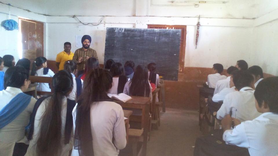 Himalayan University - classroom