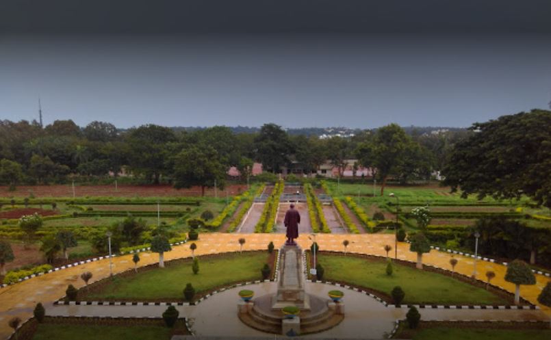 Karnataka University - campus