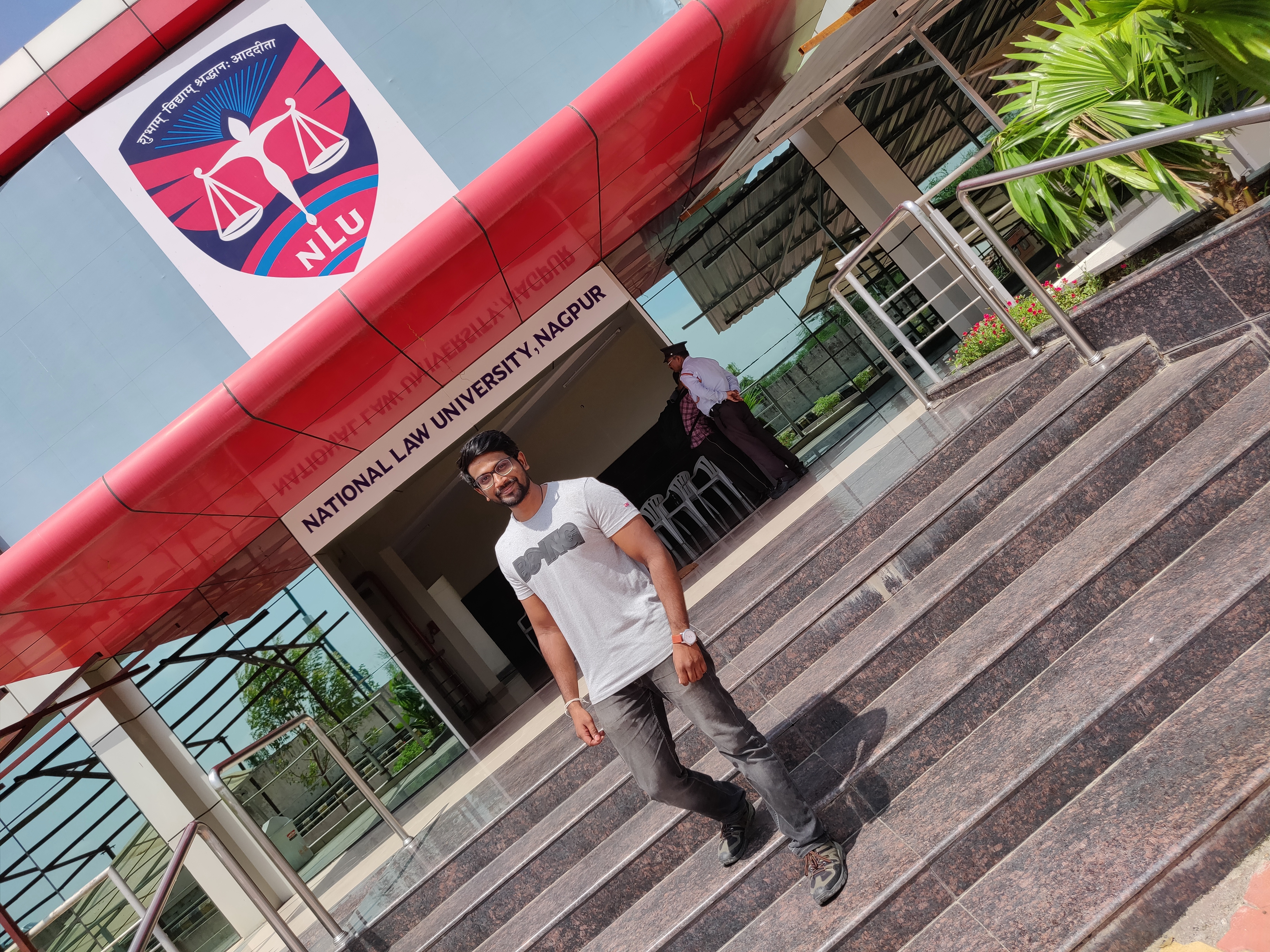 MNLU Nagpur - entrance