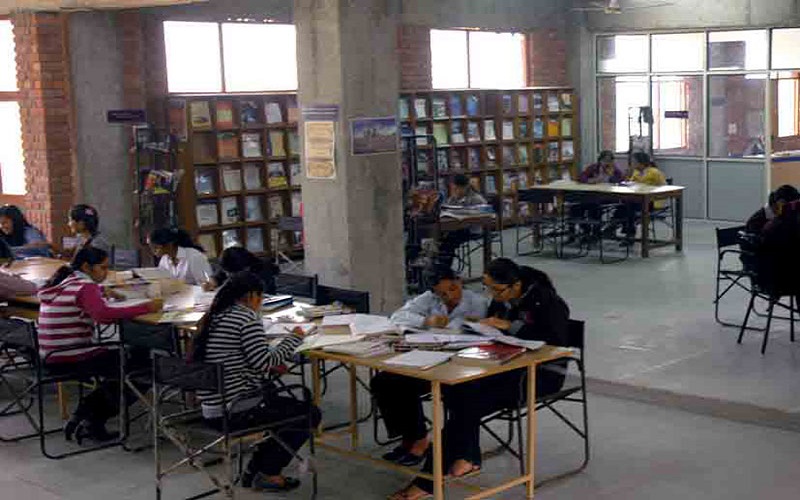 NIILM University - library