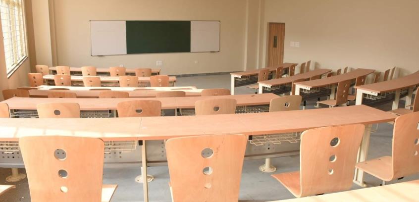 Shri Vaishnav Vidyapeeth Vishwavidyalaya - classroom