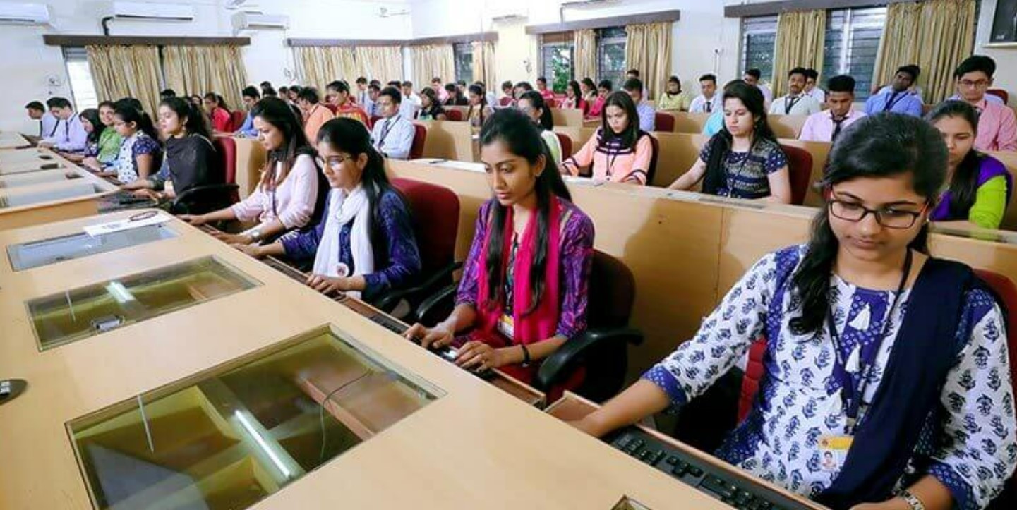 Sri Balaji University Pune - labs