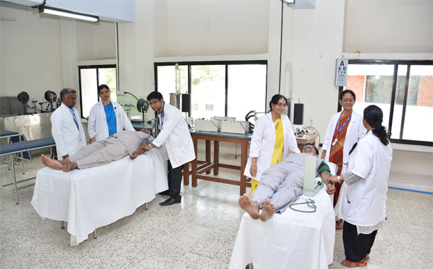 SRIHER - Courses, Admission 2024, Fee, Placements, Ranking - labs