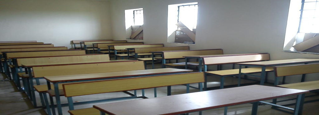 SRTMUN Nanded - classroom