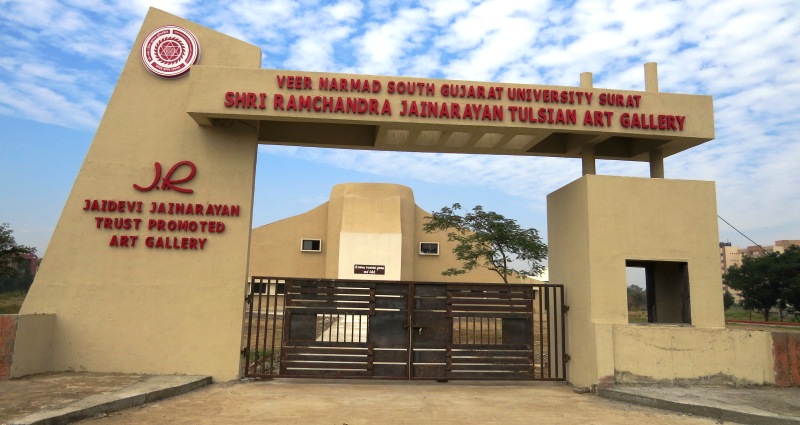 VNSGU Surat - entrance