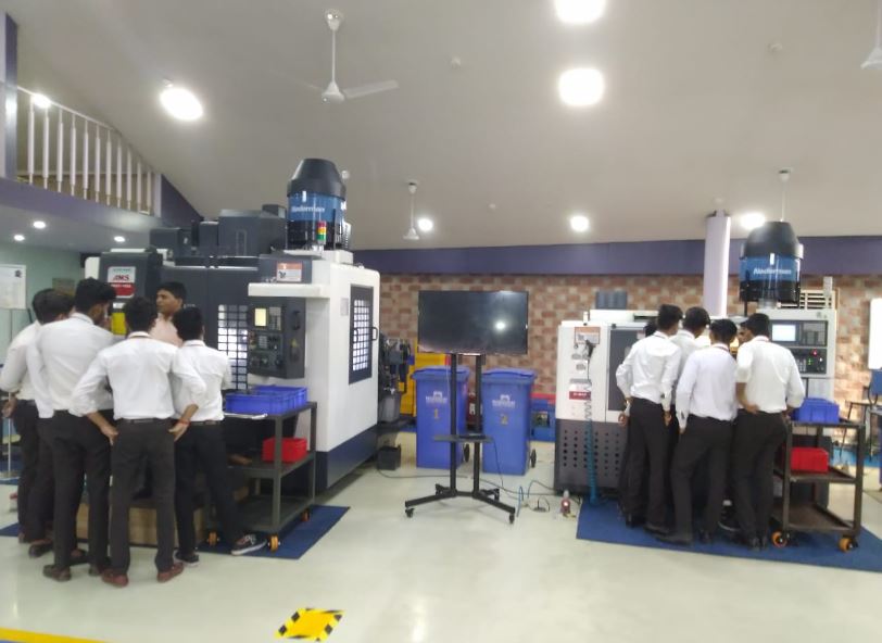 IIMT Greater Noida - labs