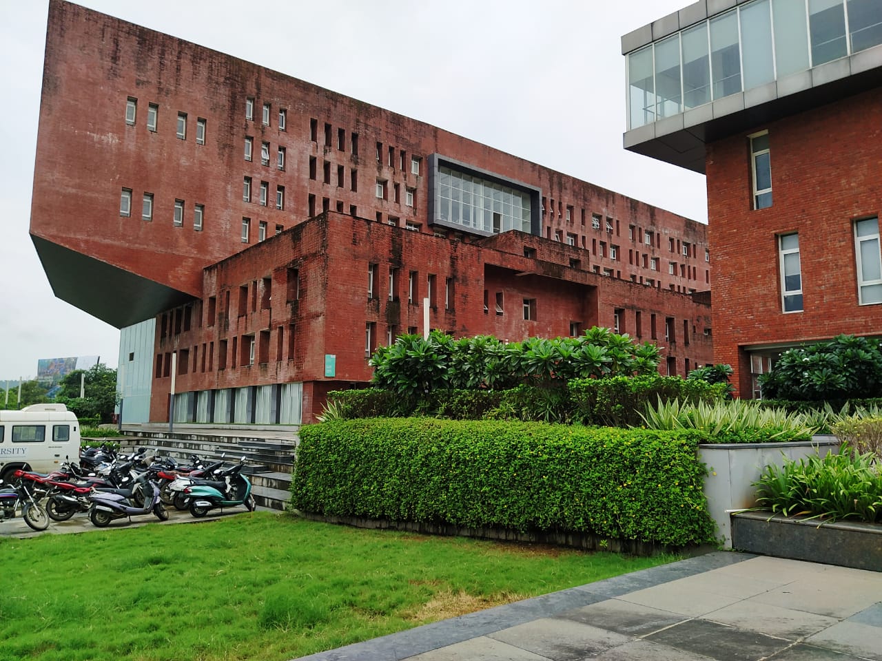 Amity University Mumbai - campus