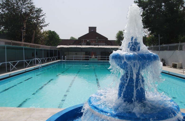 SRCC Delhi - swimming